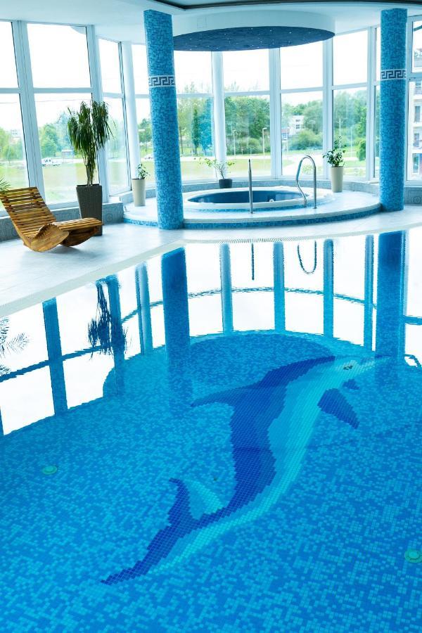 Hotel Kristaly Konferencia & Wellness Ajka Buitenkant foto